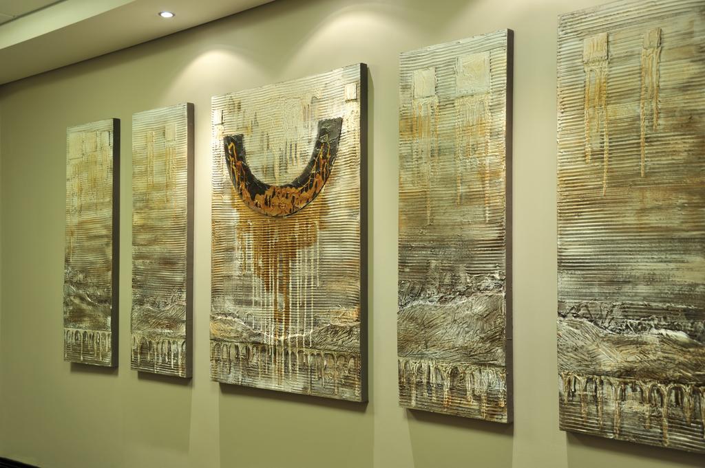 Protea Hotel By Marriott Transit O.R. Tambo Airport كمبتون بارك المظهر الخارجي الصورة